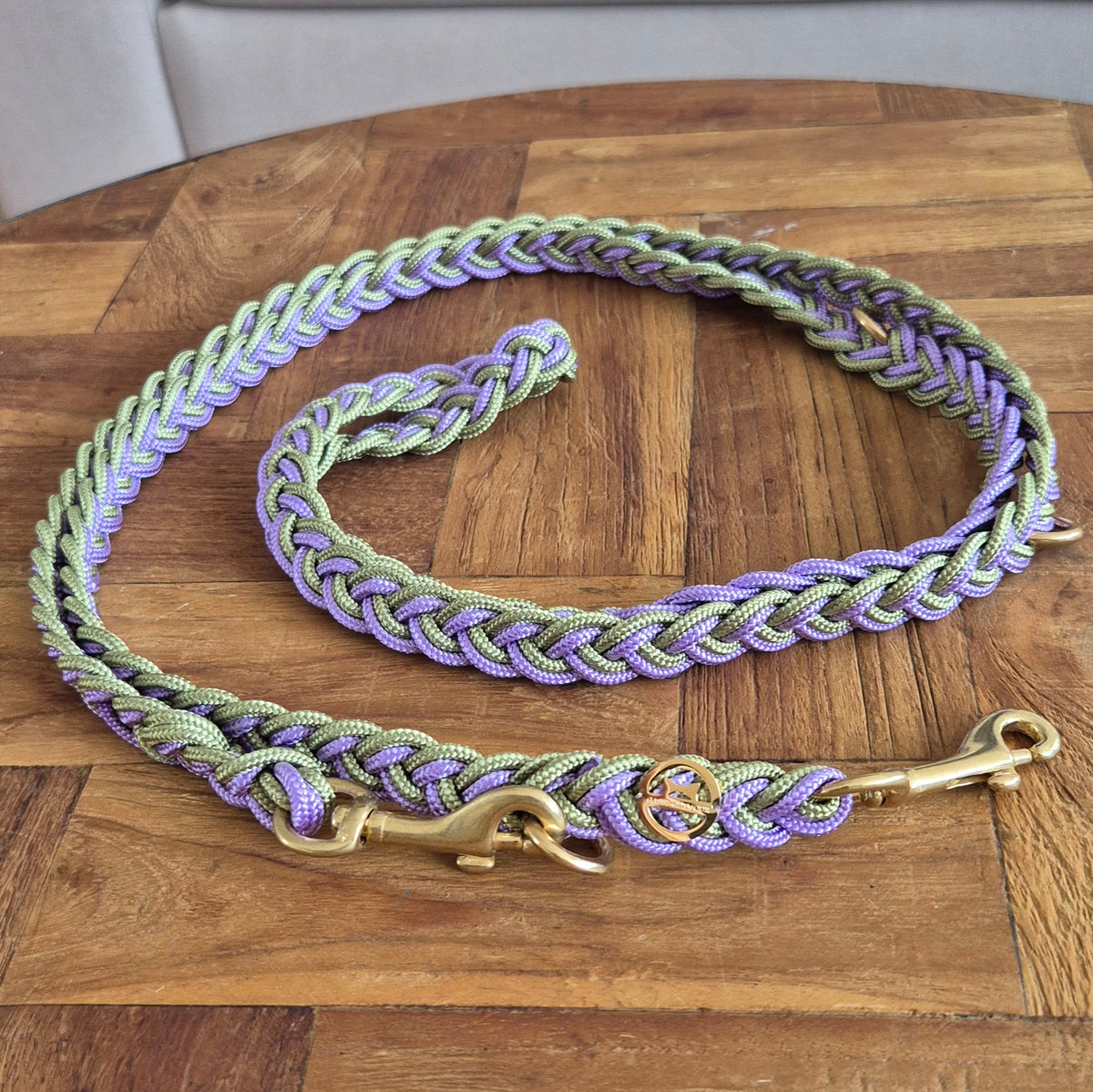Paracord Flechtleine "Flieder-Olive"
