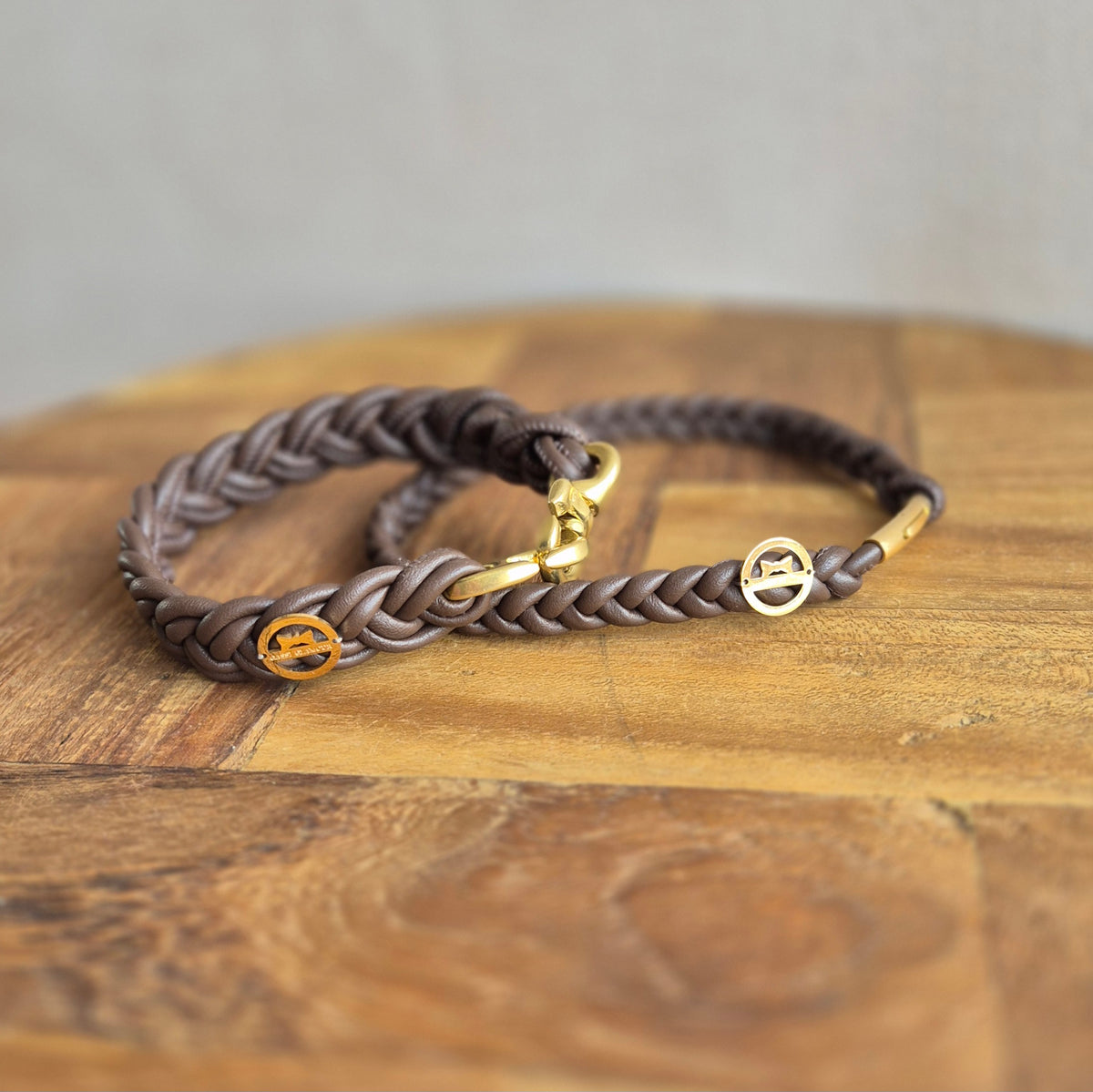 Markenhalsband Schokobraun